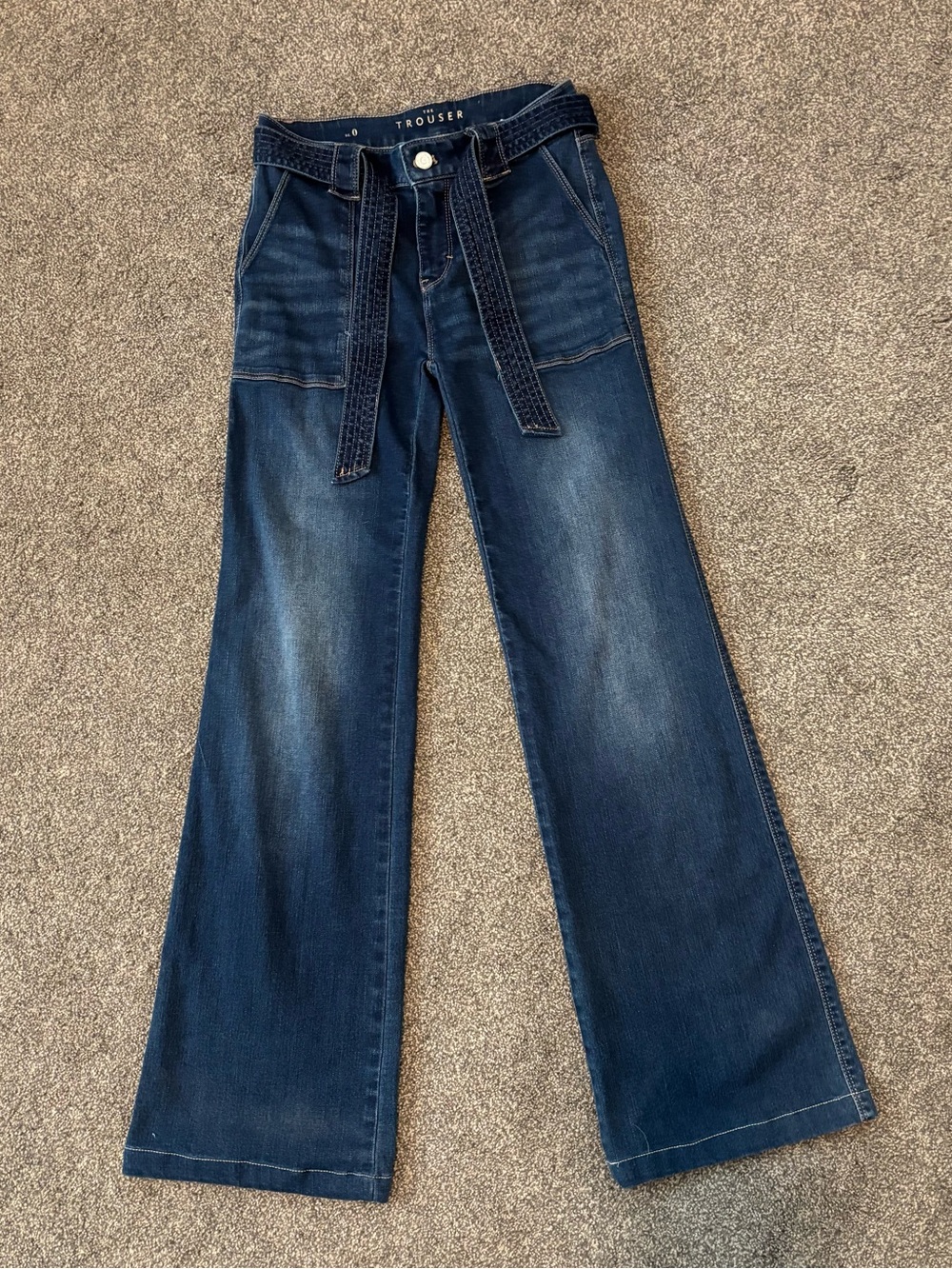 White House Black Market WHBM belted trouser jean size 0
